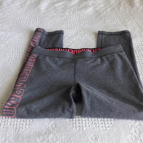 Under Armour Pants - Under Armour workout capris Small